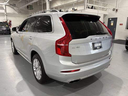 Used 2017 Volvo XC90 T6 Momentum w/ Vision Package AWD/4WD image 5