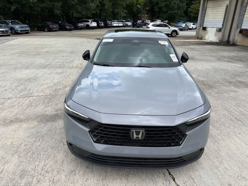 Used 2025 Honda Accord SE image 15