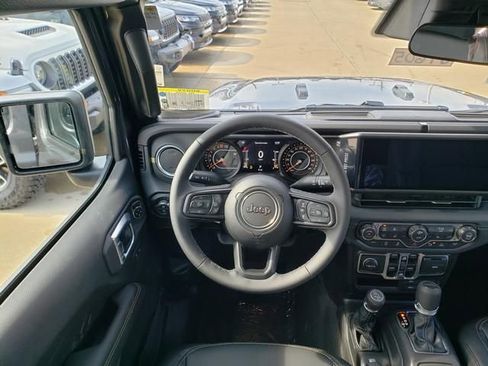 New 2026 Jeep Gladiator Sport image 9