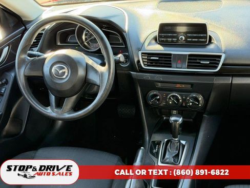Used 2015 MAZDA MAZDA3 i SV FWD image 11