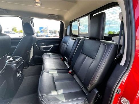 Used 2021 Nissan Titan SV w/ SV Convenience Package AWD/4WD image 19