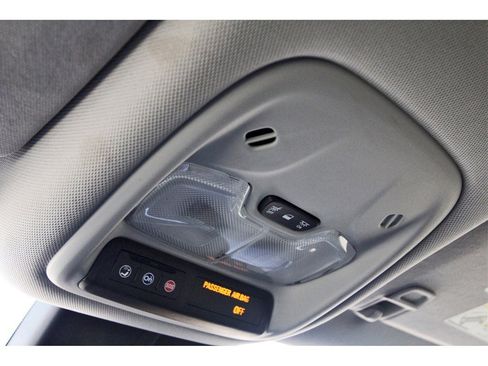 Used 2021 Chevrolet TrailBlazer LT w/ Convenience Package image 24