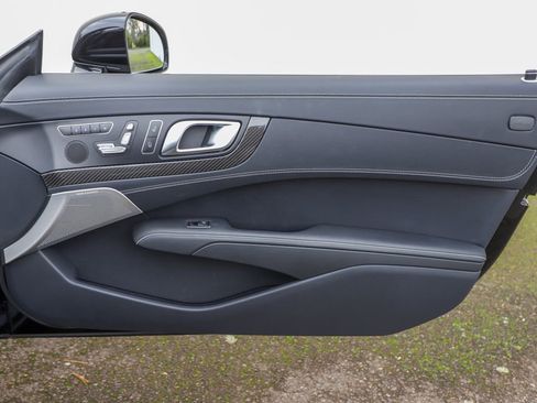 Used 2014 Mercedes-Benz SL 63 AMG image 56