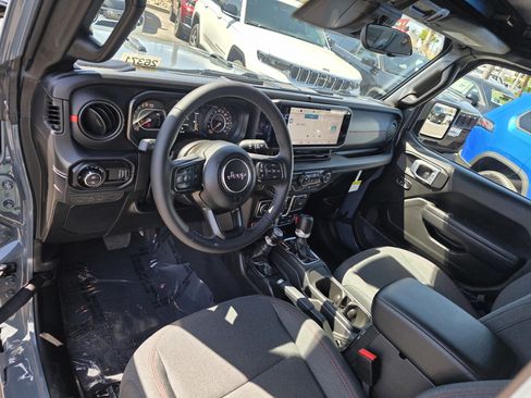 New 2026 Jeep Gladiator Rubicon AWD/4WD image 10