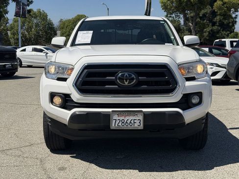 Used 2021 Toyota Tacoma SR5 RWD image 2