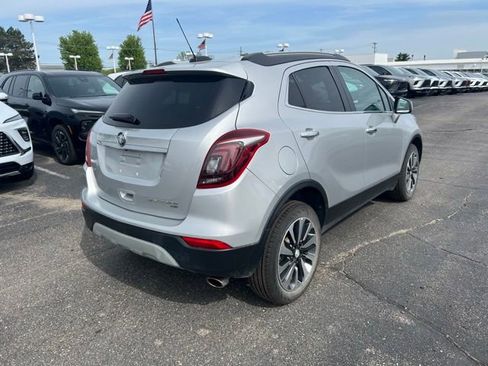 Certified 2022 Buick Encore Preferred w/ Safety Package AWD/4WD image 3