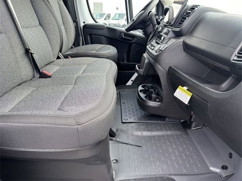 New 2024 RAM ProMaster 3500 w/ Premium Convenience Group image 8