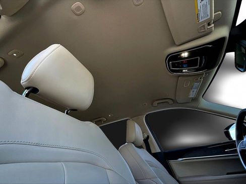 Used 2022 Jeep Grand Cherokee Limited image 22