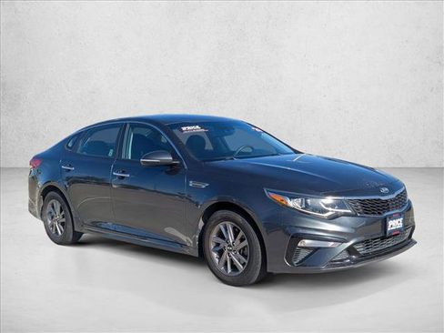 Used 2020 Kia Optima LX image 3