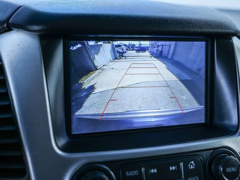 Used 2018 GMC Yukon SLE image 29