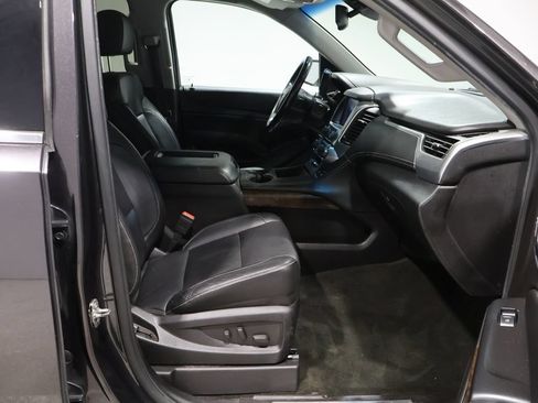 Used 2015 Chevrolet Suburban LT AWD/4WD image 28