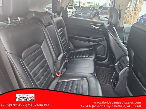 Used 2019 Ford Edge SEL w/ Equipment Group 201A FWD image 8
