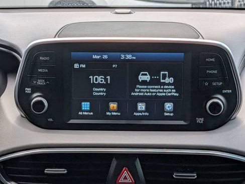 Used 2019 Hyundai Santa Fe SE image 17