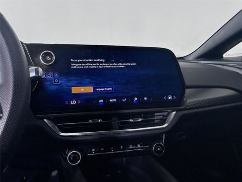 Used 2025 Chevrolet Equinox EV LT w/ LPO, All-Weather Mat Package FWD image 8