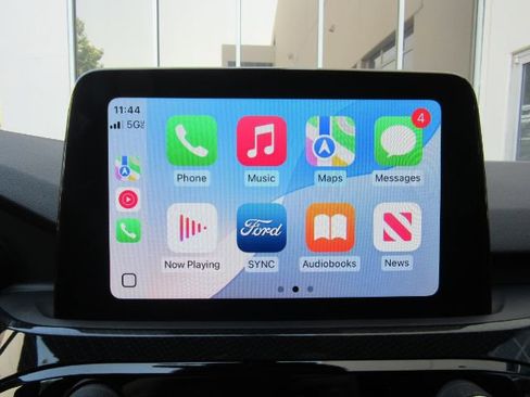 Used 2023 Ford Escape ST-Line Select image 9