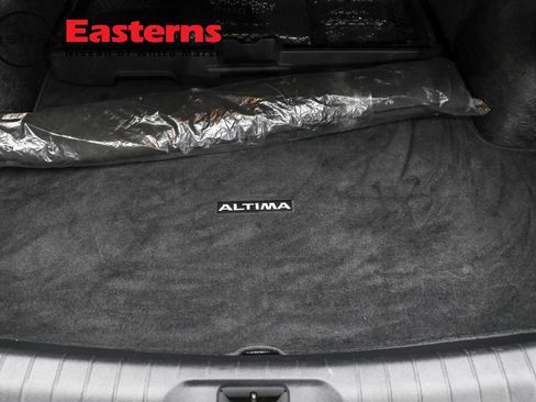 Used 2023 Nissan Altima 2.5 SV w/ SV Premium Package FWD image 9