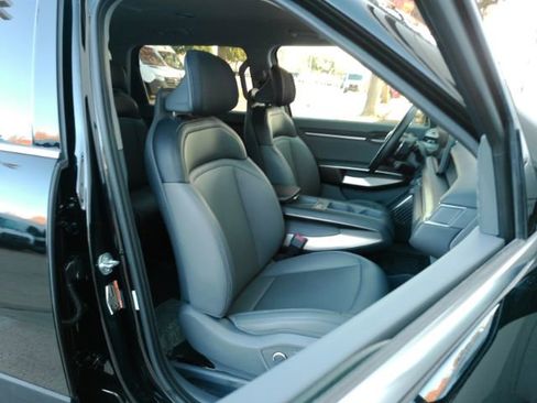 Used 2024 Kia EV9 Light image 23