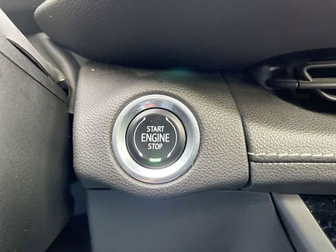 Used 2022 Buick Envision Avenir w/ Technology Package II image 17