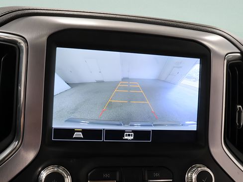 Used 2021 GMC Sierra 1500 Elevation w/ Preferred Package AWD/4WD image 13