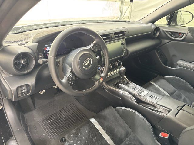 Used 2023 Toyota GR86 Premium RWD image 10