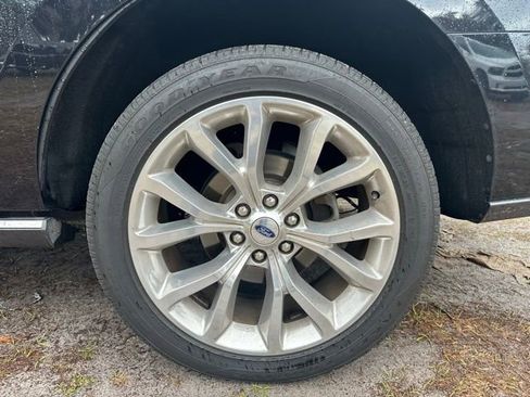 Used 2019 Ford Expedition Limited w/ Equipment Group 302A image 37