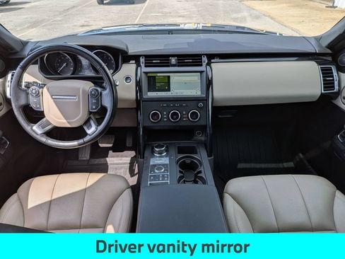 Used 2018 Land Rover Discovery SE AWD/4WD image 26