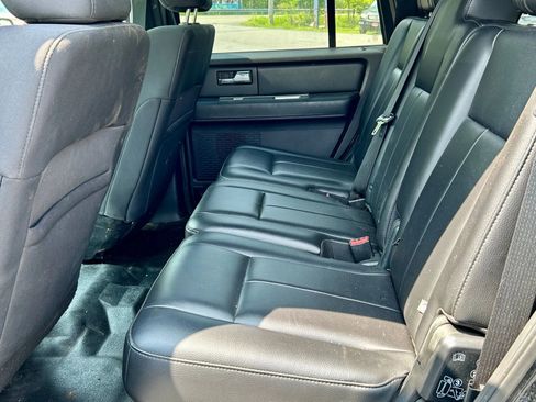 Used 2016 Ford Expedition XL image 11
