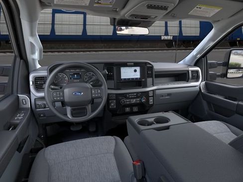 New 2026 Ford F250 XL AWD/4WD image 9