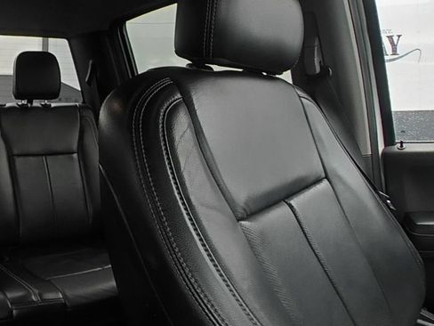 Used 2020 Ford F250 Lariat w/ Lariat Ultimate Package AWD/4WD image 11