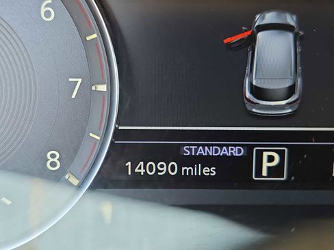 Certified 2024 INFINITI QX50 Sensory image 25