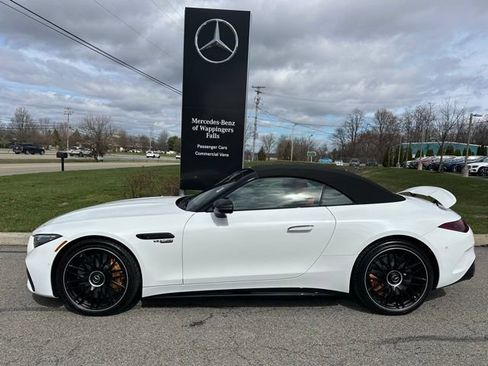 New 2026 Mercedes-Benz SL 63 AMG S e Performance 4MATIC image 2