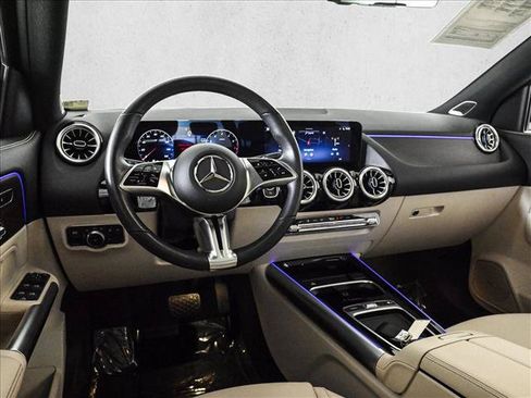 Certified 2025 Mercedes-Benz GLA 250 4MATIC image 20