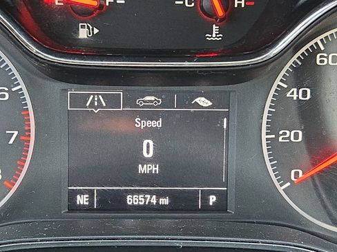 Used 2019 Chevrolet Cruze LT w/ RS Package FWD image 20