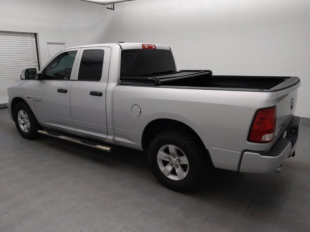 Used 2017 RAM 1500 Express RWD image 3