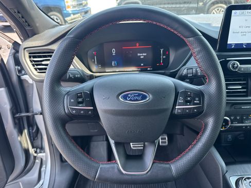 Used 2023 Ford Escape ST-Line AWD/4WD image 14