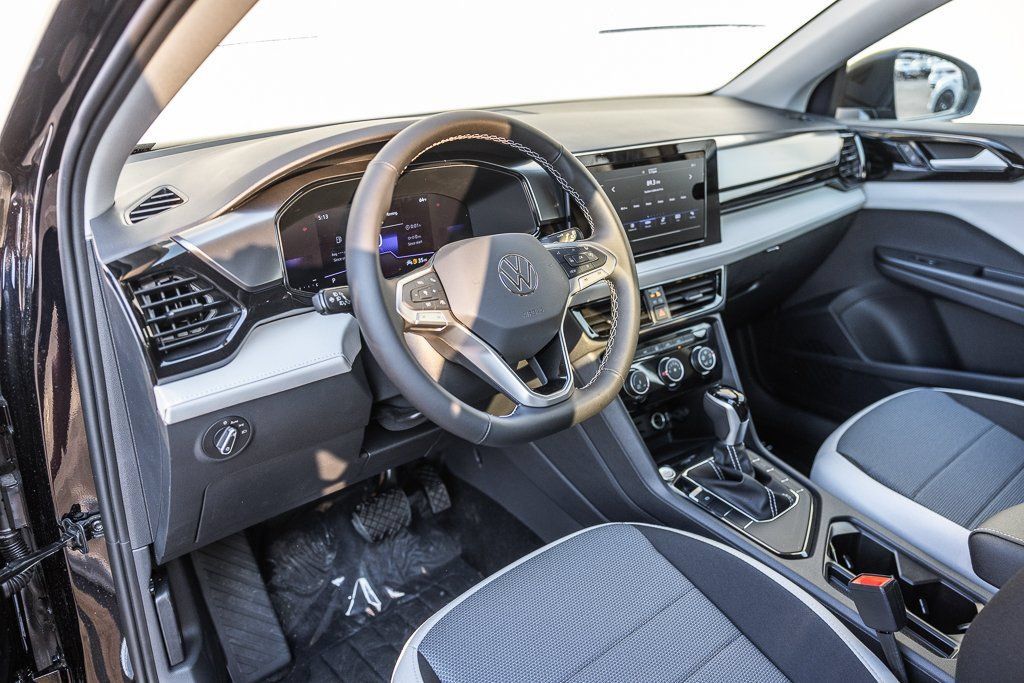 New 2026 Volkswagen Taos S AWD/4WD image 6