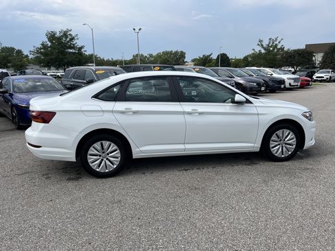 Used 2019 Volkswagen Jetta S w/ Driver Assistance Package FWD image 4