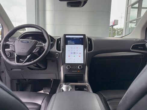 Certified 2023 Ford Edge SEL AWD/4WD image 26