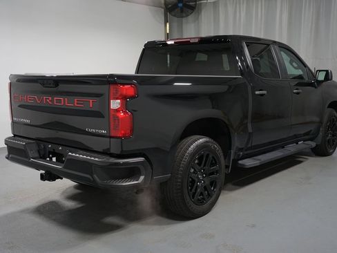Used 2024 Chevrolet Silverado 1500 Custom image 8