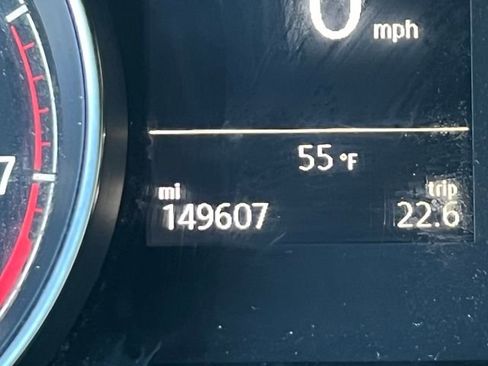 Used 2015 Volkswagen Golf S image 18