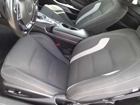 Used 2021 Chevrolet Camaro LT image 58