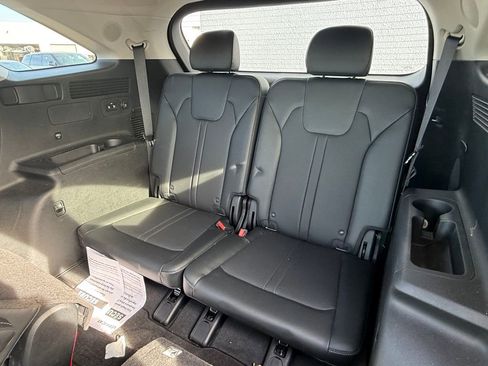 Used 2022 Kia Sorento SX Prestige image 11