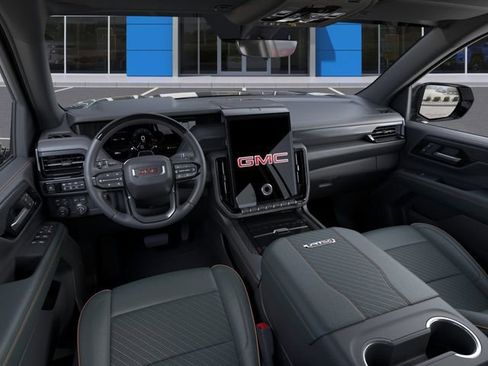 New 2026 GMC Yukon XL AT4 w/ AT4 Premium Plus Package AWD/4WD image 18