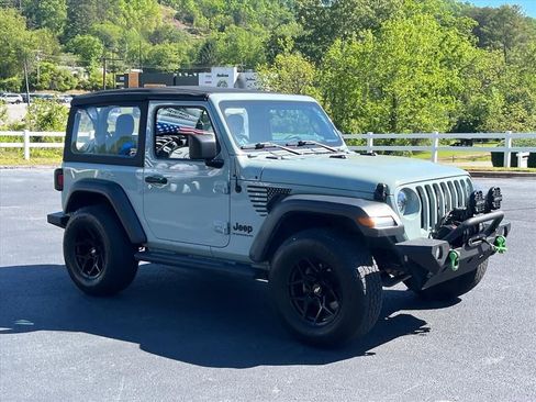 Used 2023 Jeep Wrangler Sport AWD/4WD image 6