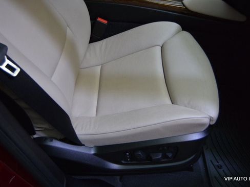 Used 2012 BMW X6 xDrive35i image 17