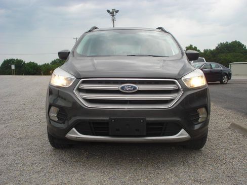 Used 2018 Ford Escape SE AWD/4WD image 3