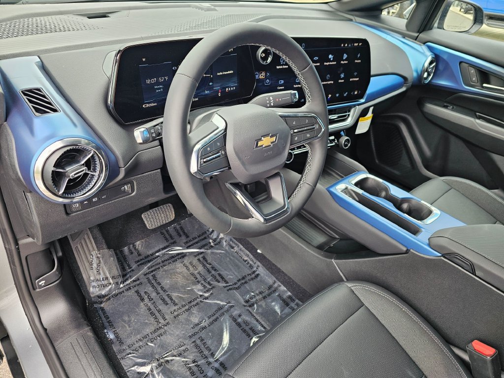 New 2026 Chevrolet Equinox EV LT AWD/4WD image 19