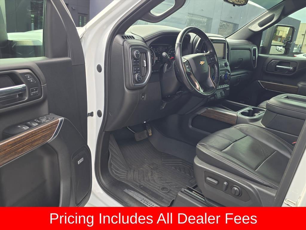 Used 2022 Chevrolet Silverado 2500 High Country w/ Technology Package AWD/4WD image 9