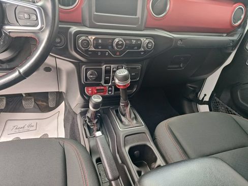 Used 2021 Jeep Gladiator Rubicon w/ Trailer Tow Package AWD/4WD image 11