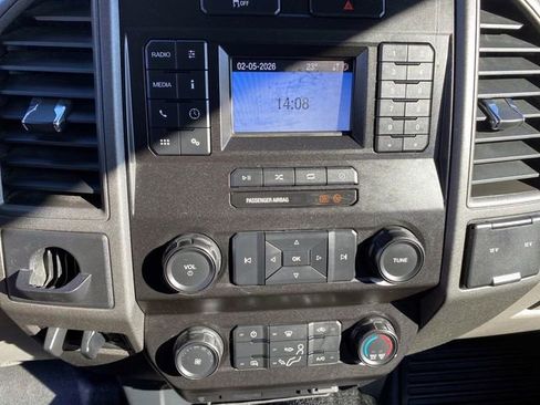 Used 2022 Ford F250 XL w/ STX Appearance Package RWD image 17